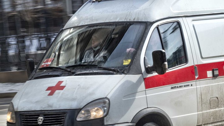 Мы тоже в зоне риска: Водители скорой помощи пожаловались на недостаточную защиту