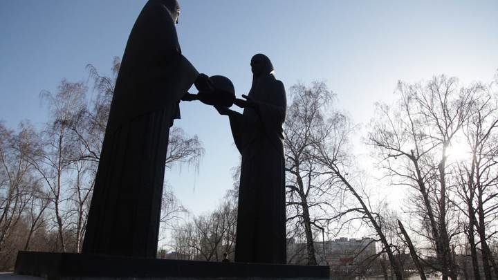 В Челябинске похоронили 7 спецназовцев