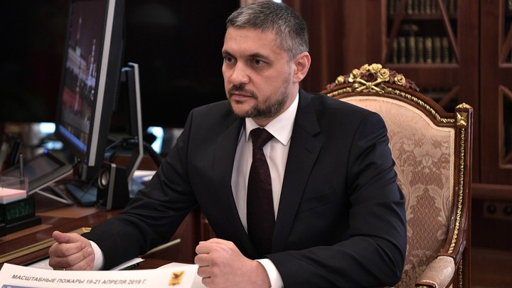 Губернатору Забайкалья пришлось извиняться за украинские грамоты. Виновные уволены