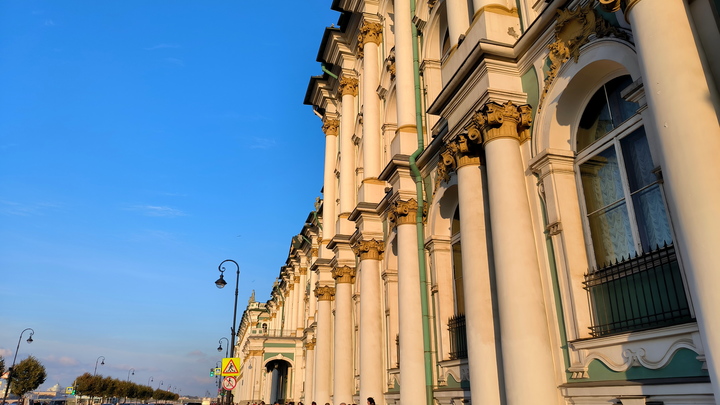 Технические неполадки: В Эрмитаже подтвердили эвакуацию посетителей