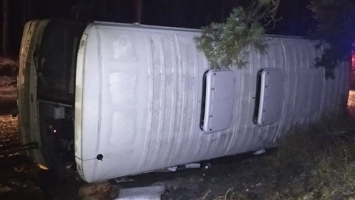 Медпомощь потребовалась девяти пассажирам автобуса, перевернувшегося в Нижегородской области