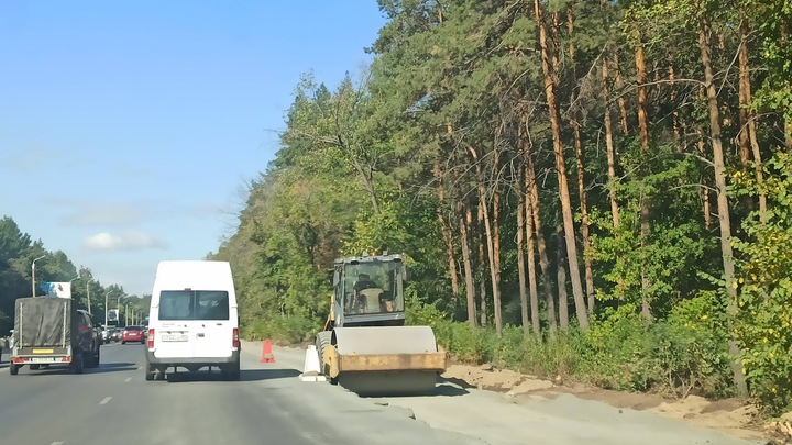 В Челябинске возникла гигантская пробка из-за расширения улицы Худякова
