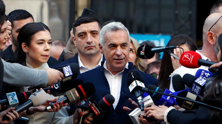 Сипров: Румынский бунт могут подавить. Но европейский карточный домик это не спасёт