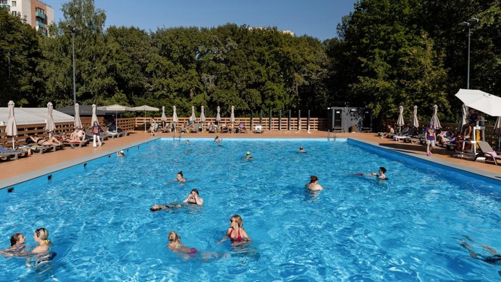 Собянин: Количество летних бассейнов в Москве к 2030 году увеличится до 125