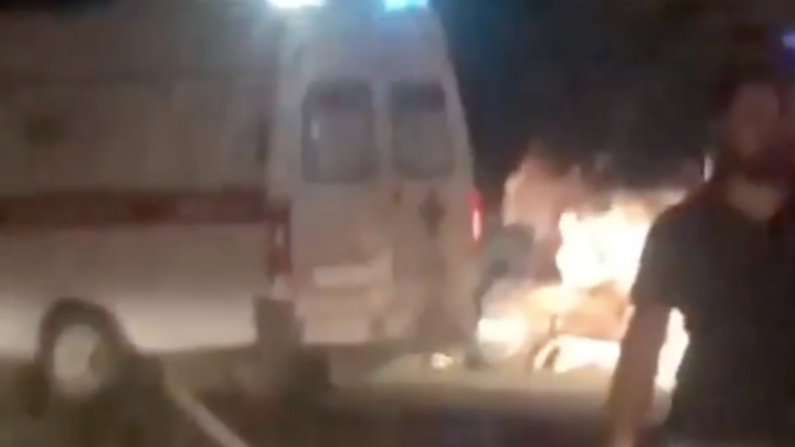 На Кубани в лобовом ДТП на встречке погиб водитель, женщина и трое детей — в больнице