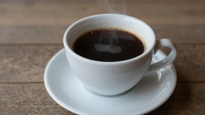 Кофе на завтрак ведет к лишнему весу. Но при одном условии