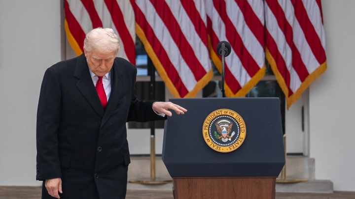 Трамп назвал нелегалов угрозой для США и обвинил в этом Байдена