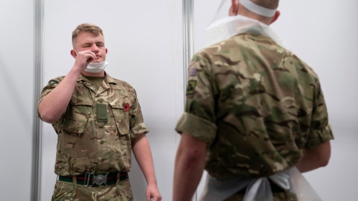 Русские разведчики: британские офицеры оказались на Украине за 12 дней до спецоперации