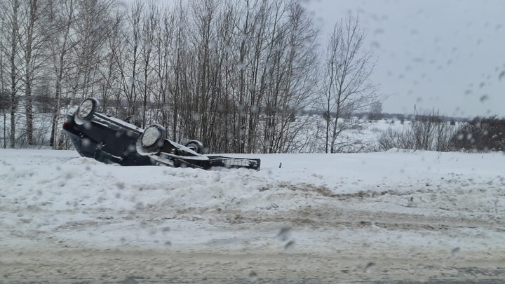 Три человека погибли в ДТП с двумя автомобилями Renault под Нижним Новгородом