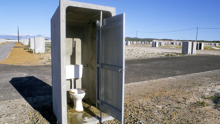 Отчёт депутата Каверзиной из Новосибирска про ремонт туалета завирусился в Twitter Отчёт депутата Каверзиной из Новосибирска про ремонт туалета завирусился в Twitter