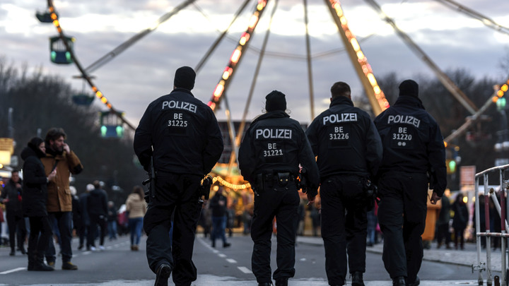 Работали 180 силовиков: В Берлине выходцев из Чечни заподозрили в подготовке теракта