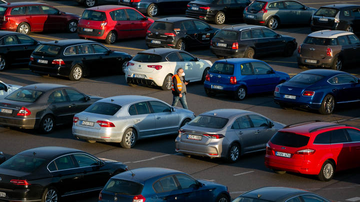 У русских готовятся забрать машины: Литва уже потирает руки
