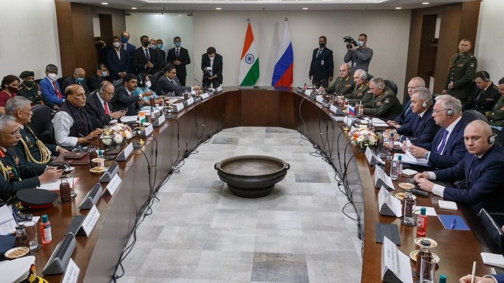 Юшков: США используют Индию в войне против России, забывая о реальности