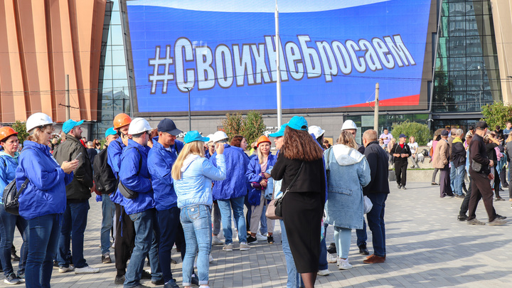 Почему Запад рвёт и мечет? Изящное объяснение Баранца