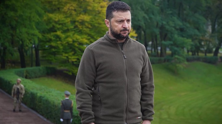 Politico: Истерика Зеленского с ускоренной заявкой Украины в члены НАТО стала сюрпризом для Байдена