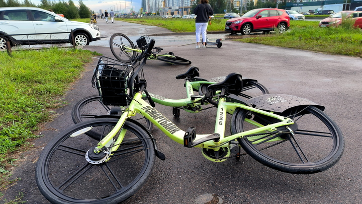 В Ижевске у ребёнка сгорел велосипед из-за рекламных брошюр