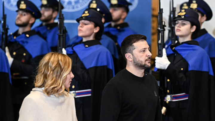 Cпецпосланник США Келлог передумал ехать в Киев после матерного интервью Зеленского