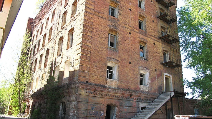В Самаре суд обязал собственника произвести реставрацию здания паровой мельницы Бобермана