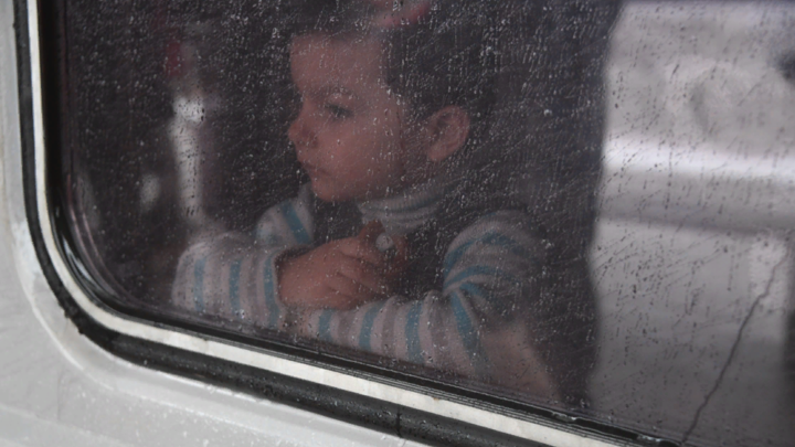 Подальше от границы: Сотни человек уедут из Белгородской области