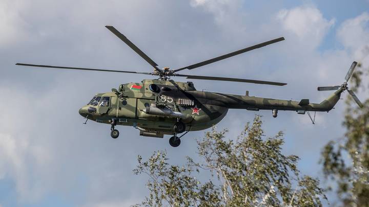 Продолжают боевые традиции: в Беларуси поздравили летчиков и ветеранов ВВС