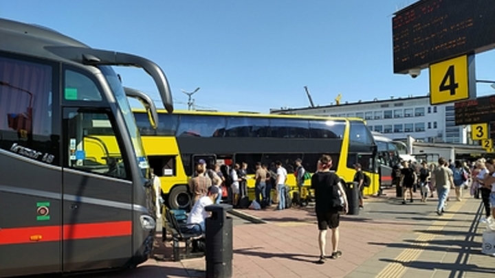 Билеты не купить: в Петербурге увеличивают количество автобусных рейсов в Финляндию