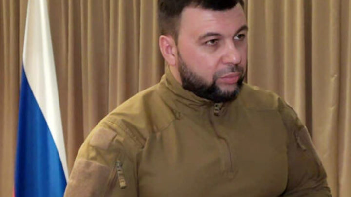 Главы ДНР и ЛНР попросили Владимира Путина признать независимость Донбасса