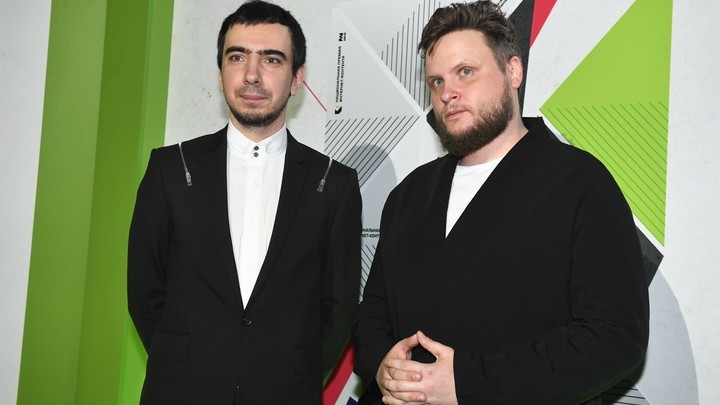 Шарлот сообщил пранкерам о готовности переехать на Украину в чемодане посла