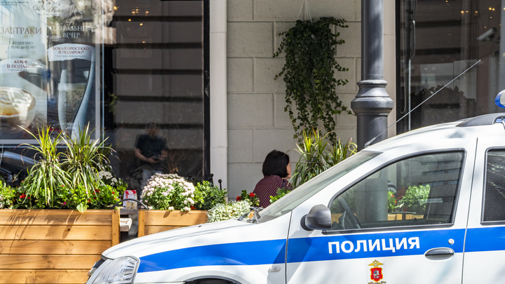 Упавший на катке бывший замглавы Сибирской таможни предстанет перед судом за мошенничество