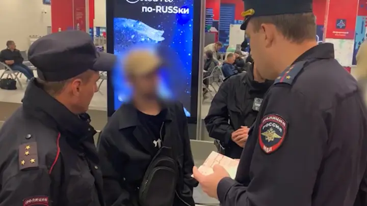 В Пулково поймали мигранта, который сменил имя и пытался проникнуть в Россию