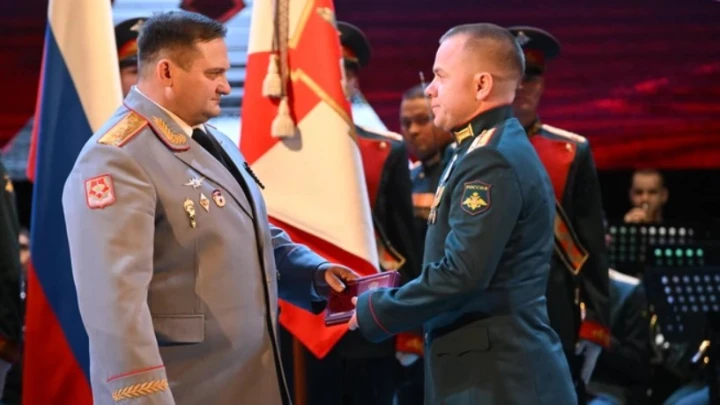 Когда спасение – подвиг: бортпроводник получил высшую награду за героизм