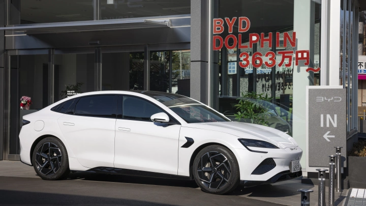 Владельцы автомобилей BYD в бешенстве: свои машины они купили по более высокой цене
