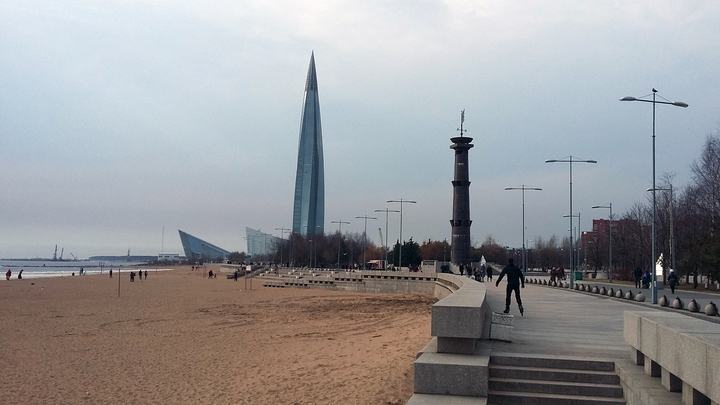 Петербуржцев ждёт дождливый и ветреный четверг