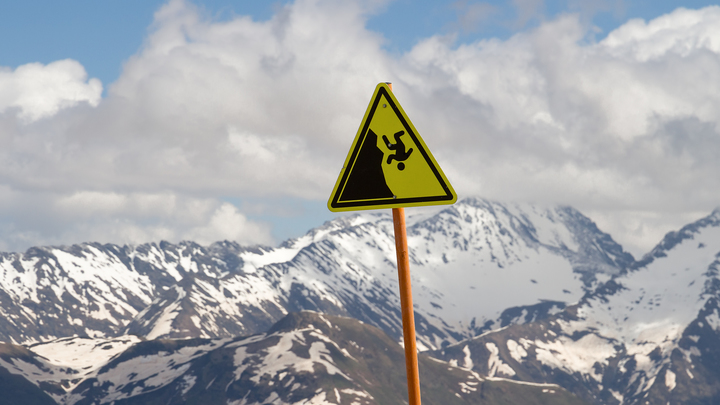 В горах Кубани до 15 февраля объявлено штормовое предупреждение по лавиноопасности