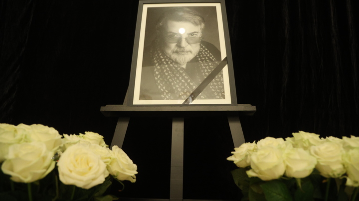 Александра Ширвиндта похоронят лишь спустя месяц после смерти