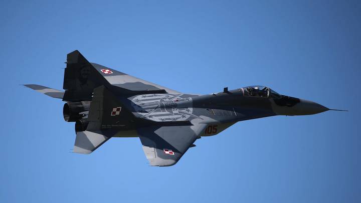 Варшава передаёт Киеву самолёты по частям: Громкое разоблачение от польских журналистов