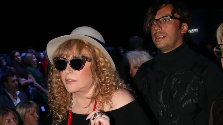 Алла Борисовна и её мальчик. Мыло становится уголовным. Невзлин* решил за Пугачёву меня убить