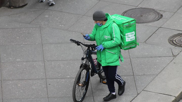 Мечтал Обама, а сделали свои: Делягин рассказал о разорванной в клочья российской экономике