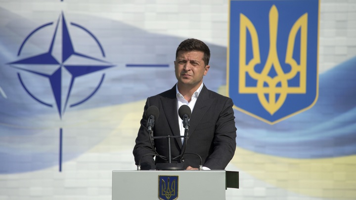 В Киеве назвали срок окончания войны в Донбассе: С заявлением выступил глава офиса Зеленского
