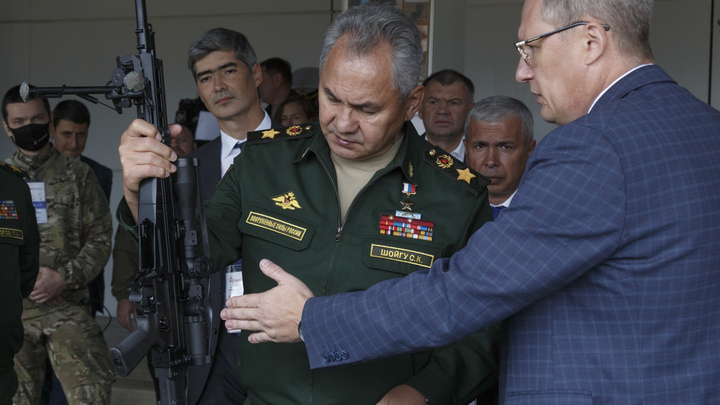 Сергей Шойгу призвал задуматься о проблеме чушек и кругляка: Ах, негодяи