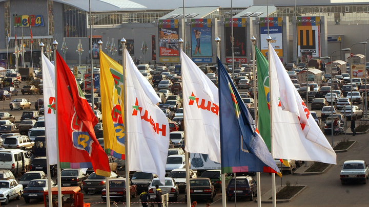В Екатеринбурге у входа в IKEA выстроилась огромная очередь