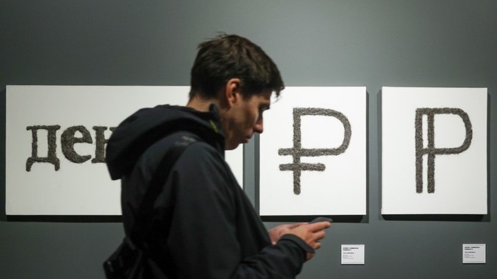 Кто должен заплатить новый налог за 2023 год: Всё объяснил юрист