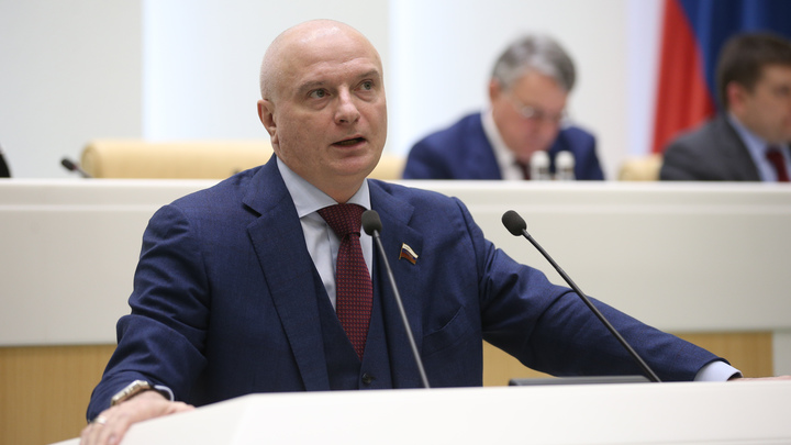 В Совфеде и Госдуме оценили возможность референдума ЛНР и ДНР о вступлении в состав России