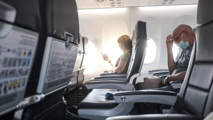 Прокуратура проверит случай с уральским ребёнком, которого не пустили в самолет со спецкреслом