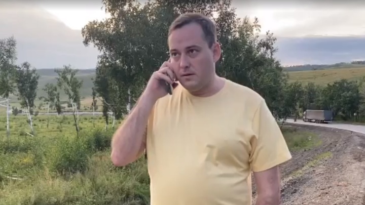 Зелёного кандидата Закондырина зачеркнут синими чернилами в бюллетенях