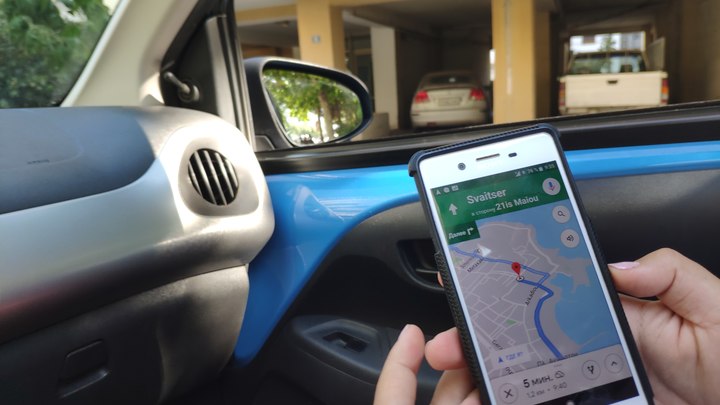 Дептранс попросил сервисные службы такси не загибать цены в праздничные дни