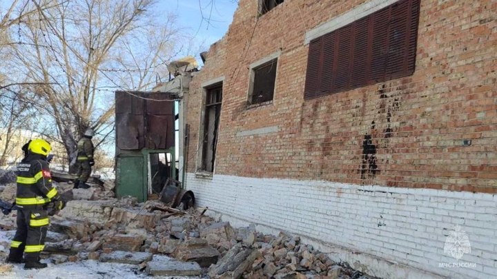 Взрыв в Оренбургской области, фотограф из Самары уехал на СВО, брошенная гуманитарка для военных