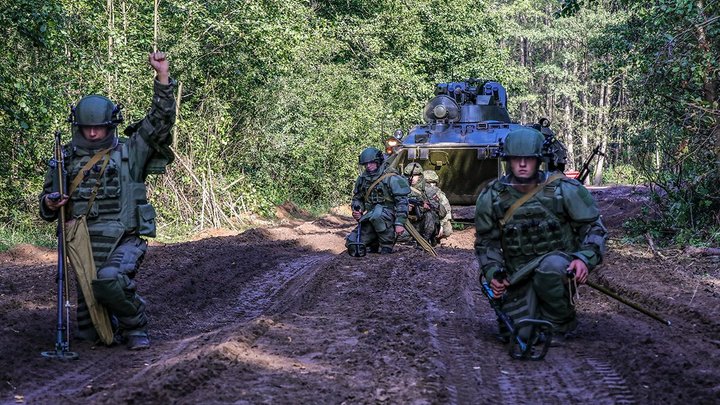 Рогов: ВСУ ударили крупными танковыми силами на Запорожском участке