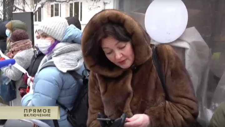 Акцию феминисток в Москве прервали зелёные человечки: Раскрыта на весь мир такая тайна