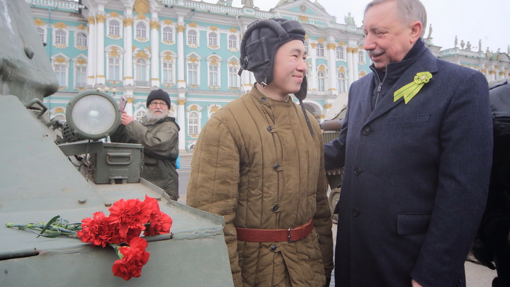 «Кто унижает старика, не прав»: Губернатор Петербурга присоединился к защите ветерана Артеменко