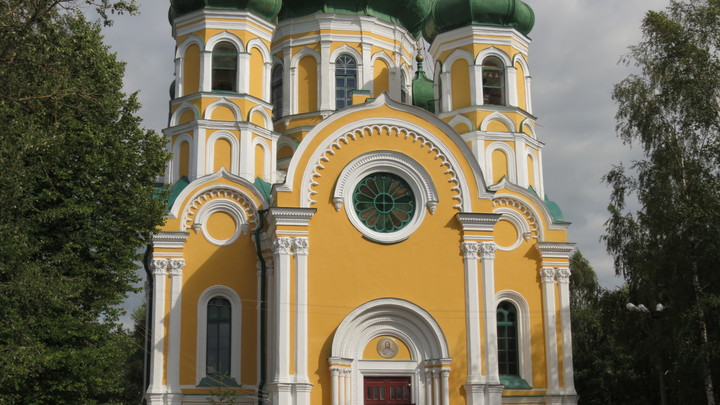 Ничего святого: Протоиерея Гатчинского собора апостола святого Павла ограбили и избили